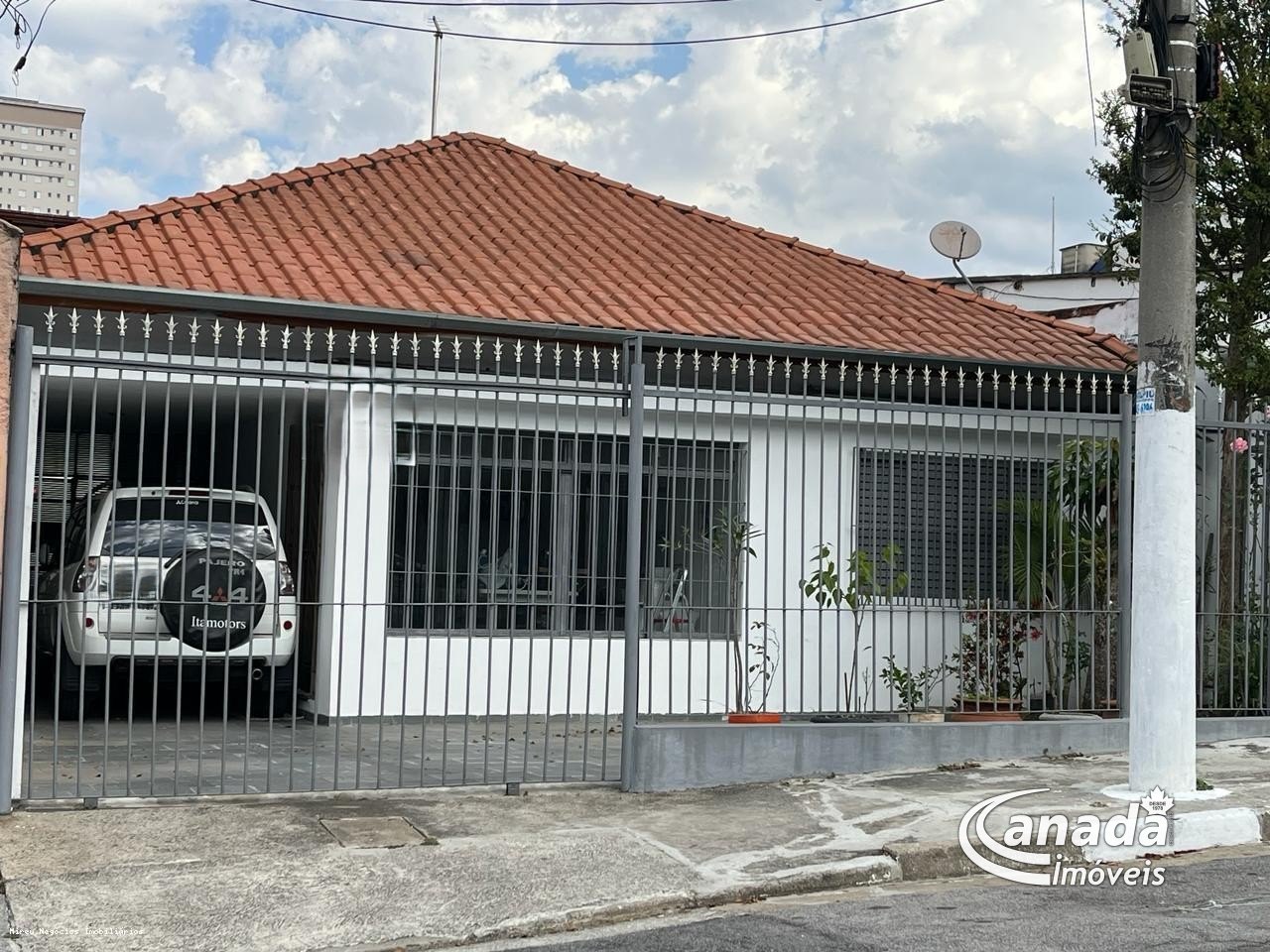 Casa Térrea com 6 dormitórios em Osasco