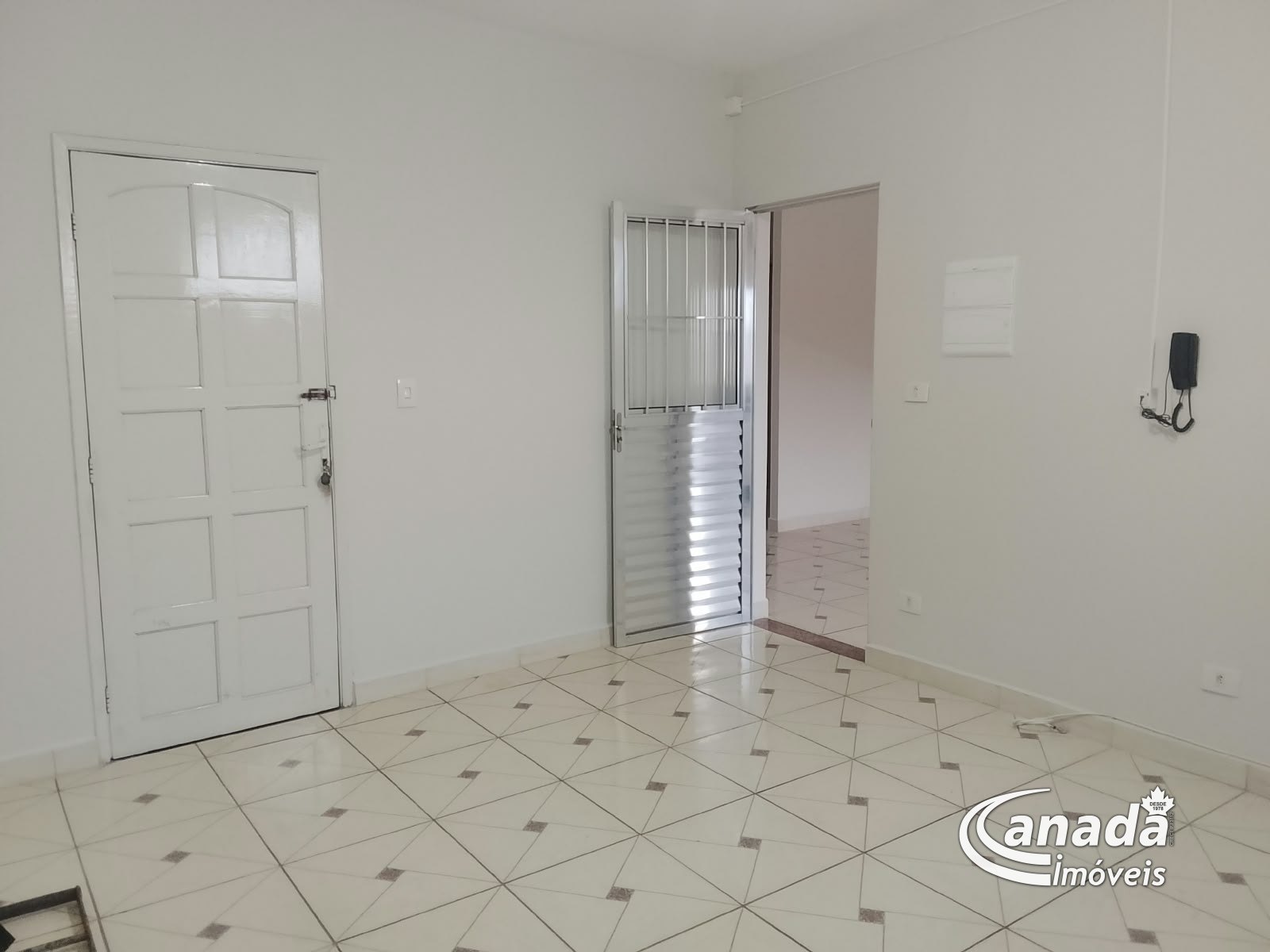 Sala Comercial com 1 dormitórios em Osasco