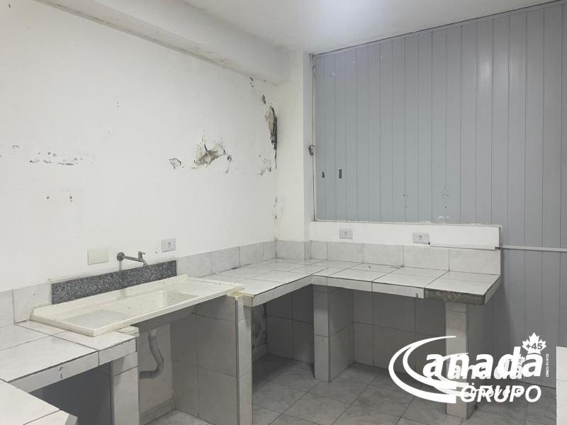 Casa Térrea com 7 salas em Osasco