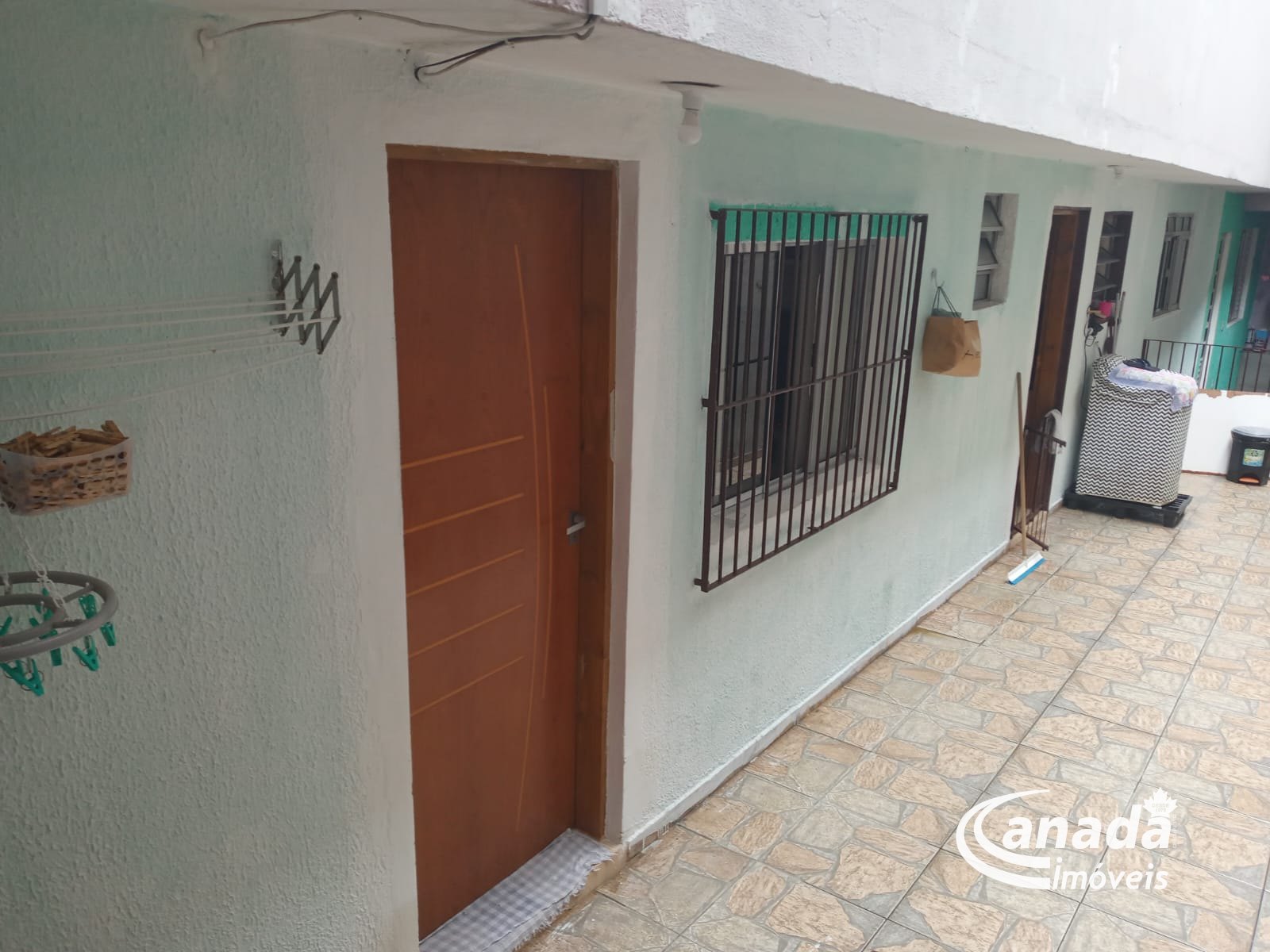 Sobrado com 3 dormitórios em Carapicuíba