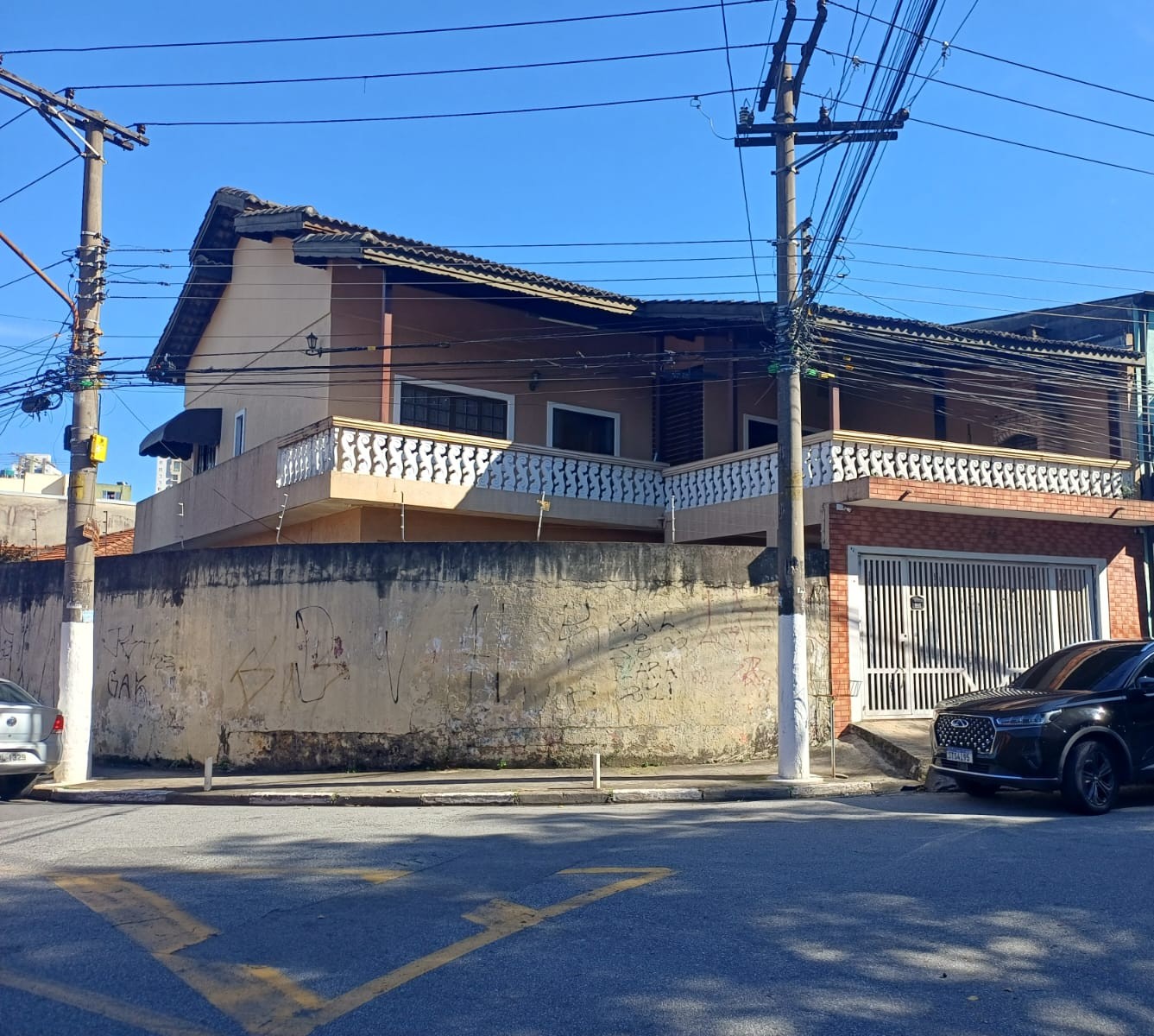 Sobrado com 4 dormitórios em Osasco