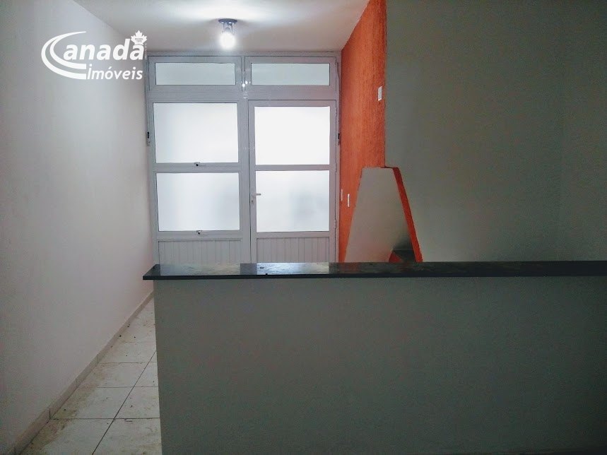 Casa Térrea com 1 dormitórios em Osasco