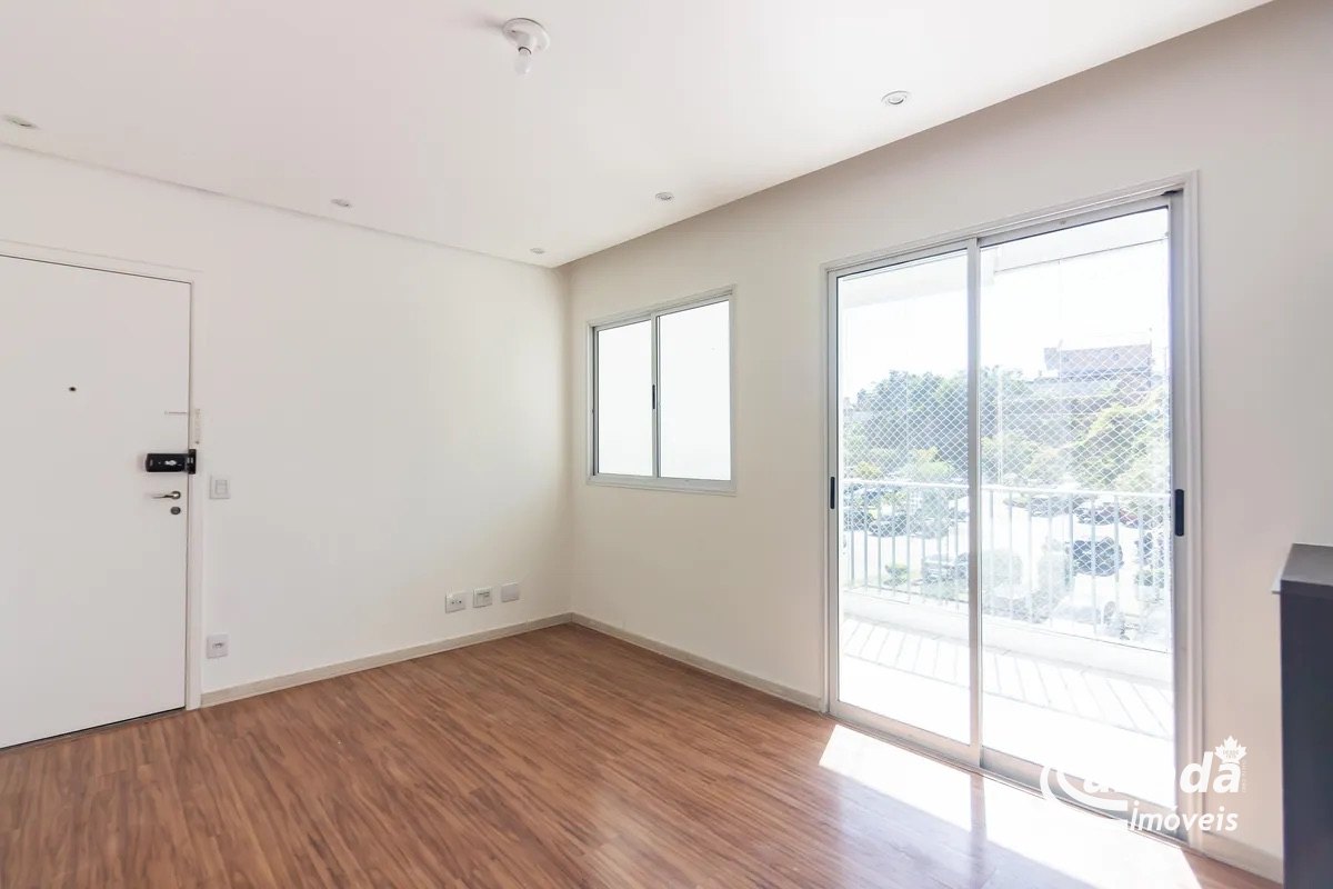 Apartamento com 3 dormitórios em Osasco