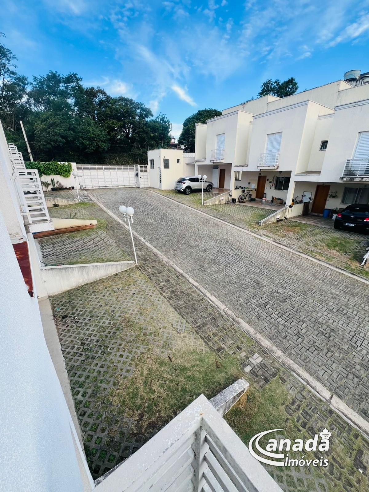Sobrado com 3 dormitórios em Santana de Parnaíba